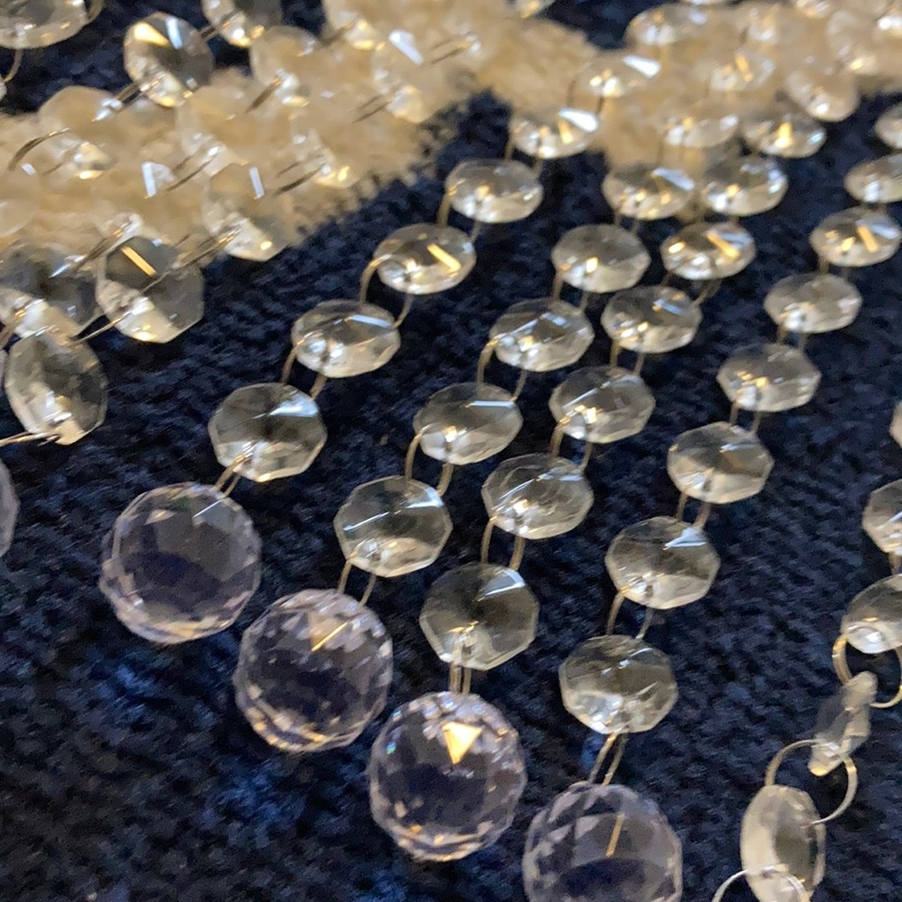 75 Acrylic diamond chain beads